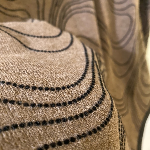 Cowl neck peek a boo shoulder sweater - Picture 2 of 7